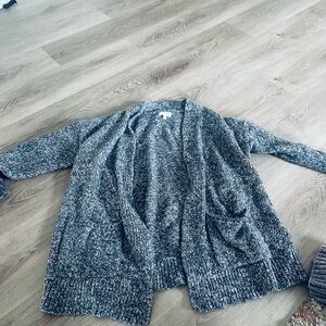 Women's Gray Sweater